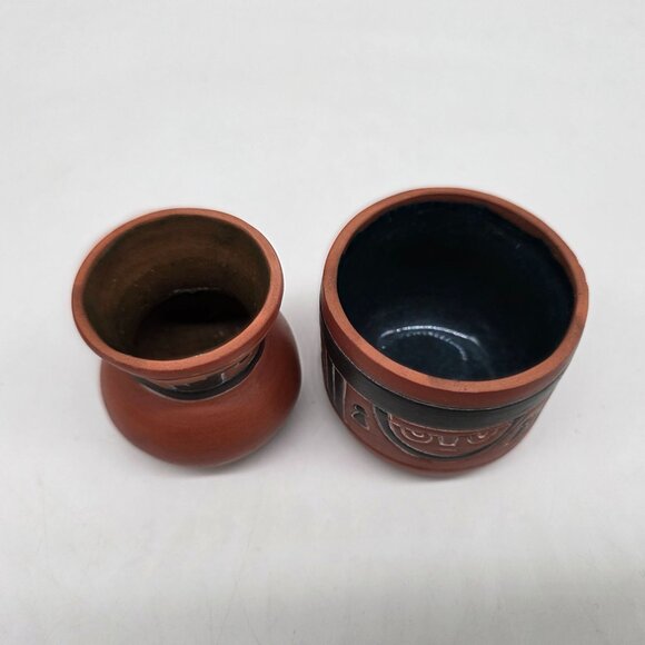 Set Of 2 Miniature Terracotta Clay Pots With Geometric & Tribal Maya Patterns - Picture 2 of 9